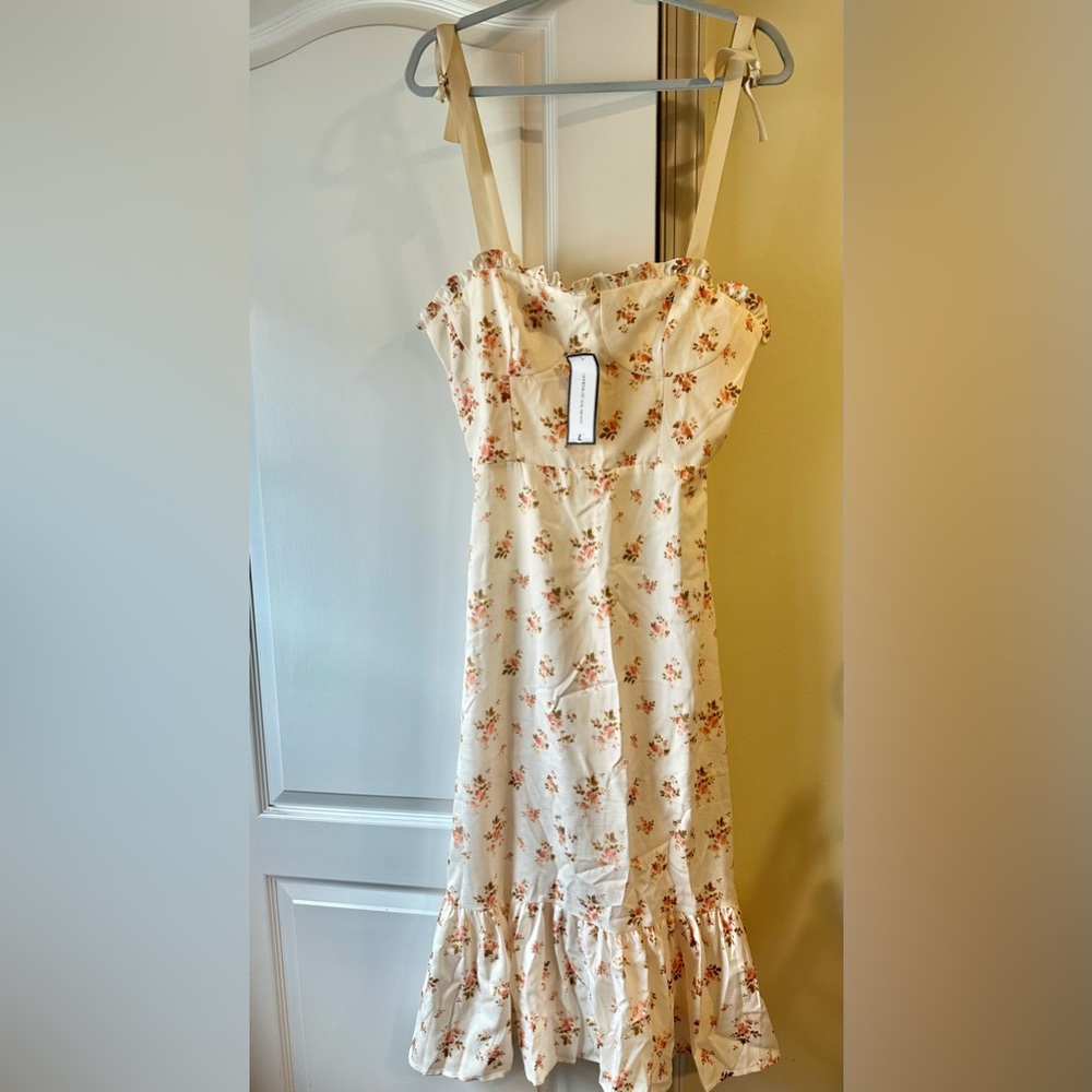 NWT! Goodnight Macaroon Kelsie Floral Ribbon Tie Strap Midi Dress Size L